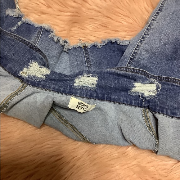 Madden NYC Junior's Cropped Denim Jacket💙 - Picture 13 of 13